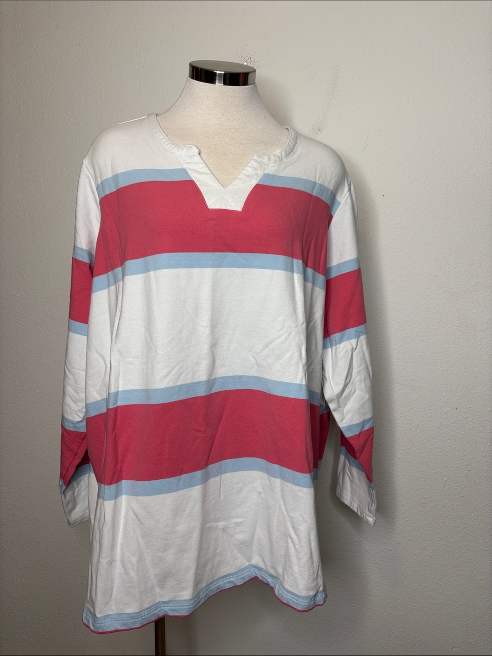 Women's Striped V-Notch Sweatshirt - White & pink